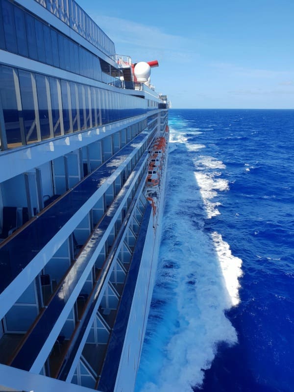 Ocean Cruise