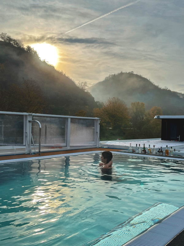 Pool_Deck_Swimming_Web AmaWaterways Pool Deck Swimming
