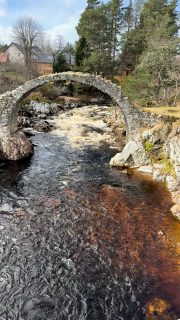 You don’t really expect to come across something like this… just tucked into a small village in Scotland.This bridge has been here since the 1700s—and somehow still standing.Simple, a little worn, and full of history… which honestly feels like most of Scotland.